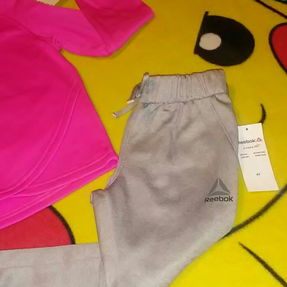 NWT Reebok Set - Picture 3 of 5